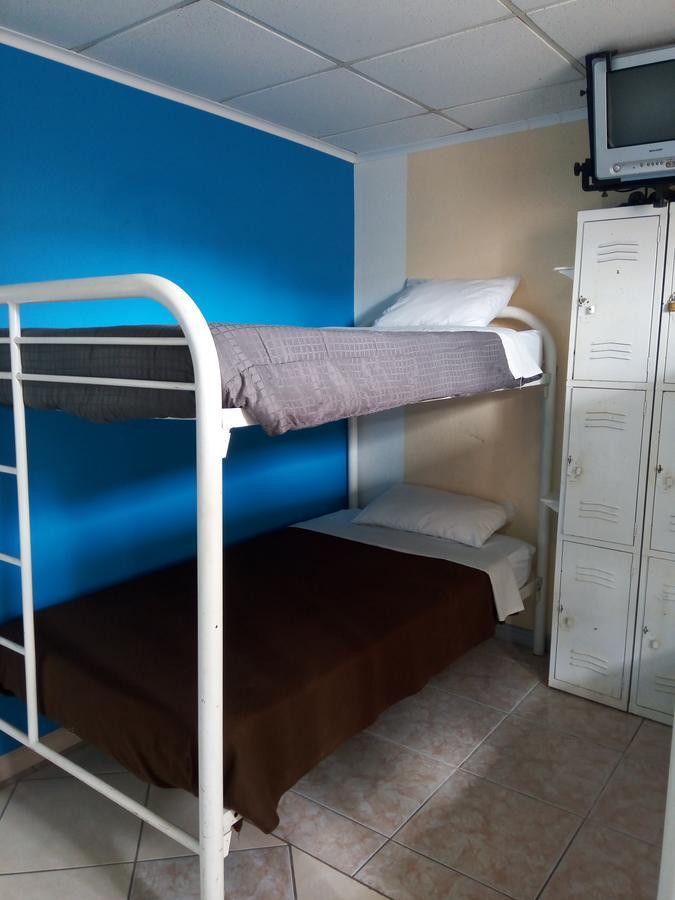 Hostel Room Aruba Oranjestad Esterno foto